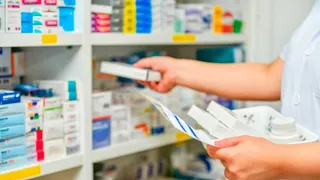 Cuarenta y un laboratorios anunciaron "congelamiento de precios de medicamentos por 30 días"