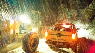 Fuerte temporal de nieve en Bariloche: una mujer perdió su parto porque no pudo llegar la ambulancia
