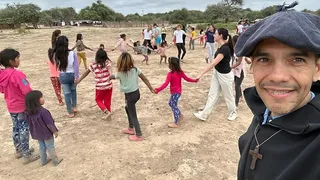 El padre Cordeiro pidió ayuda para ayudar a comunidades indígenas del Chaco salteño