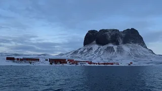 Afirman que Rusia descubrió la mayor reserva de petróleo en una zona de la Antártida reclamada por la Argentina