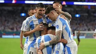 Argentina cerró la primera fase con puntaje perfecto